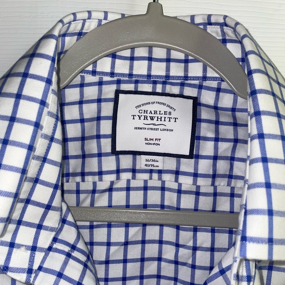 Beautiful button down Shirt Charles Tyrwhitt